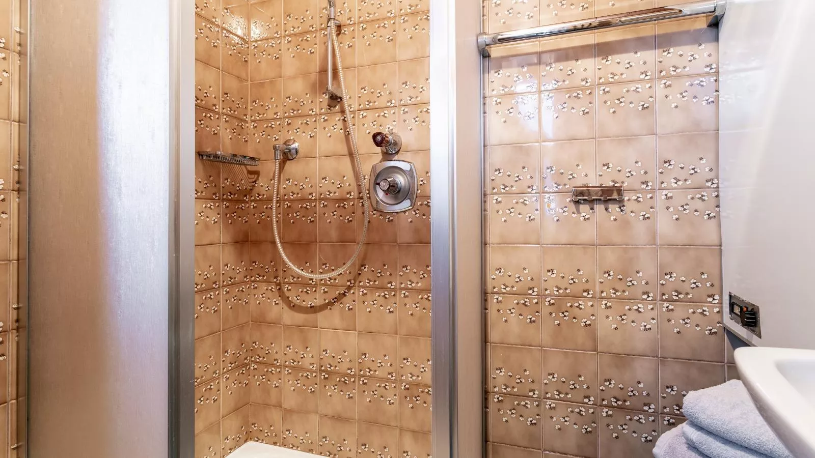 Huberhof 1-Salle de bain