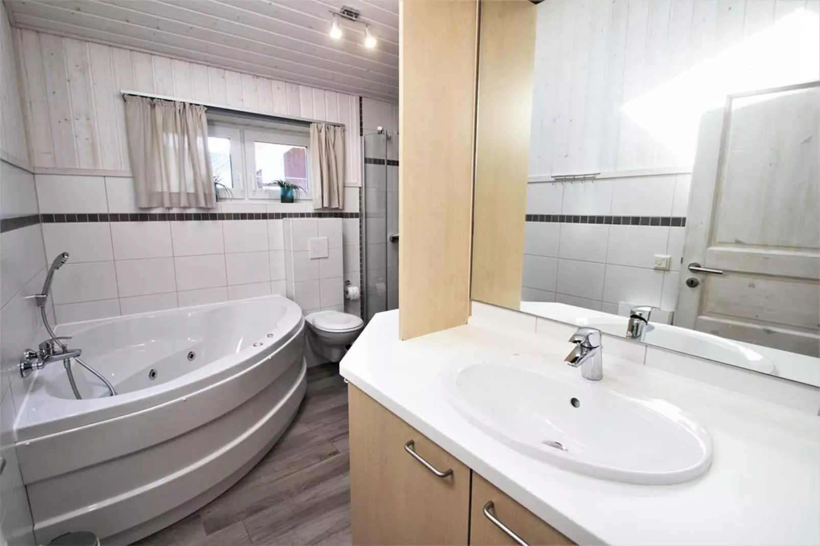 Ferienhaus Seeschwalbe-75-Bathroom