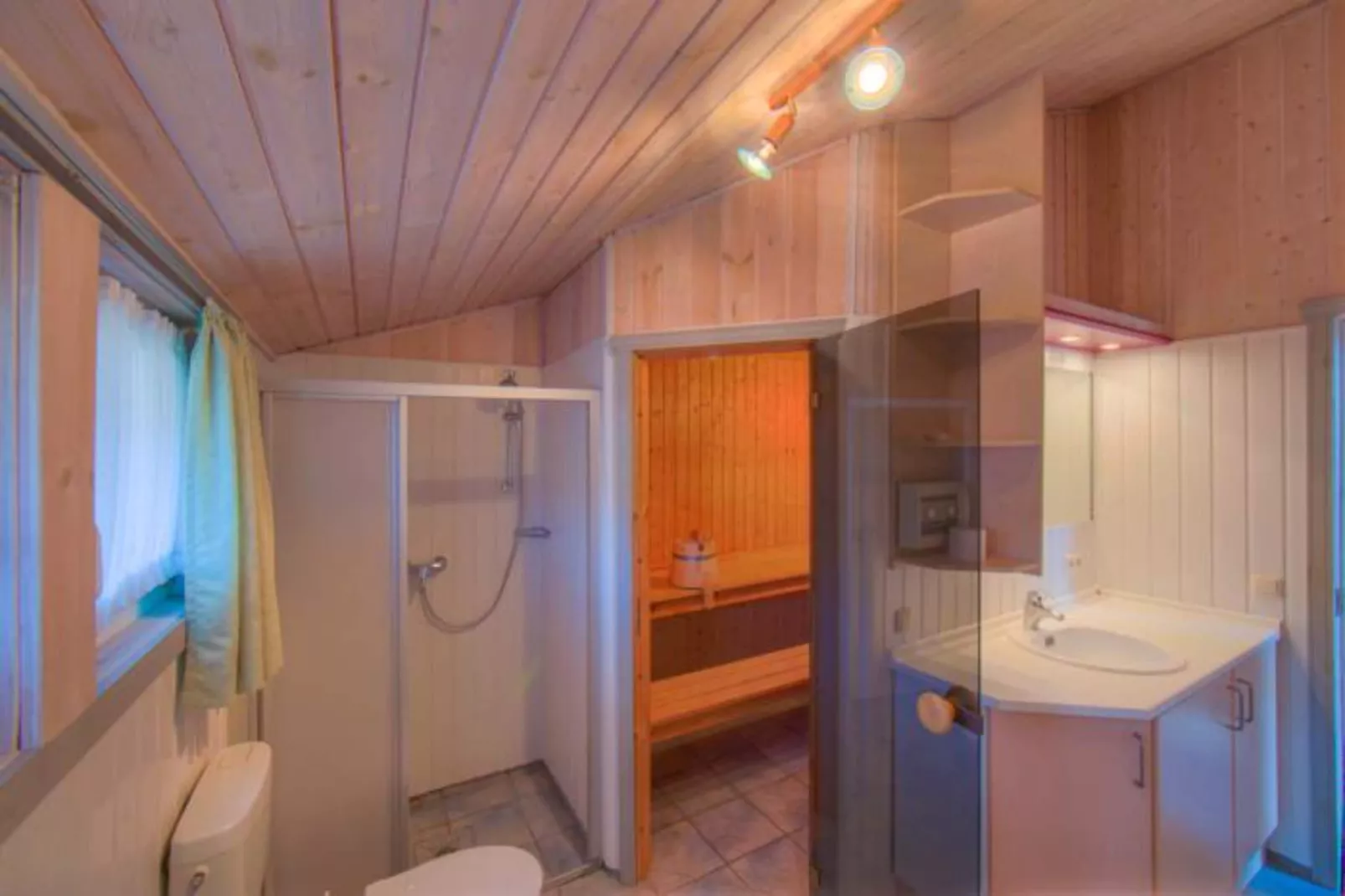 FH Seeschwalbe 160-Bathroom