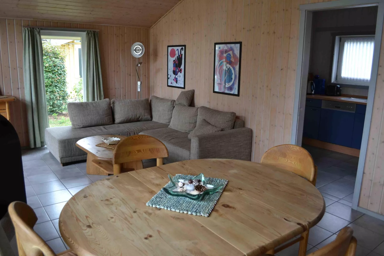 FH Seeschwalbe 191-Dining room