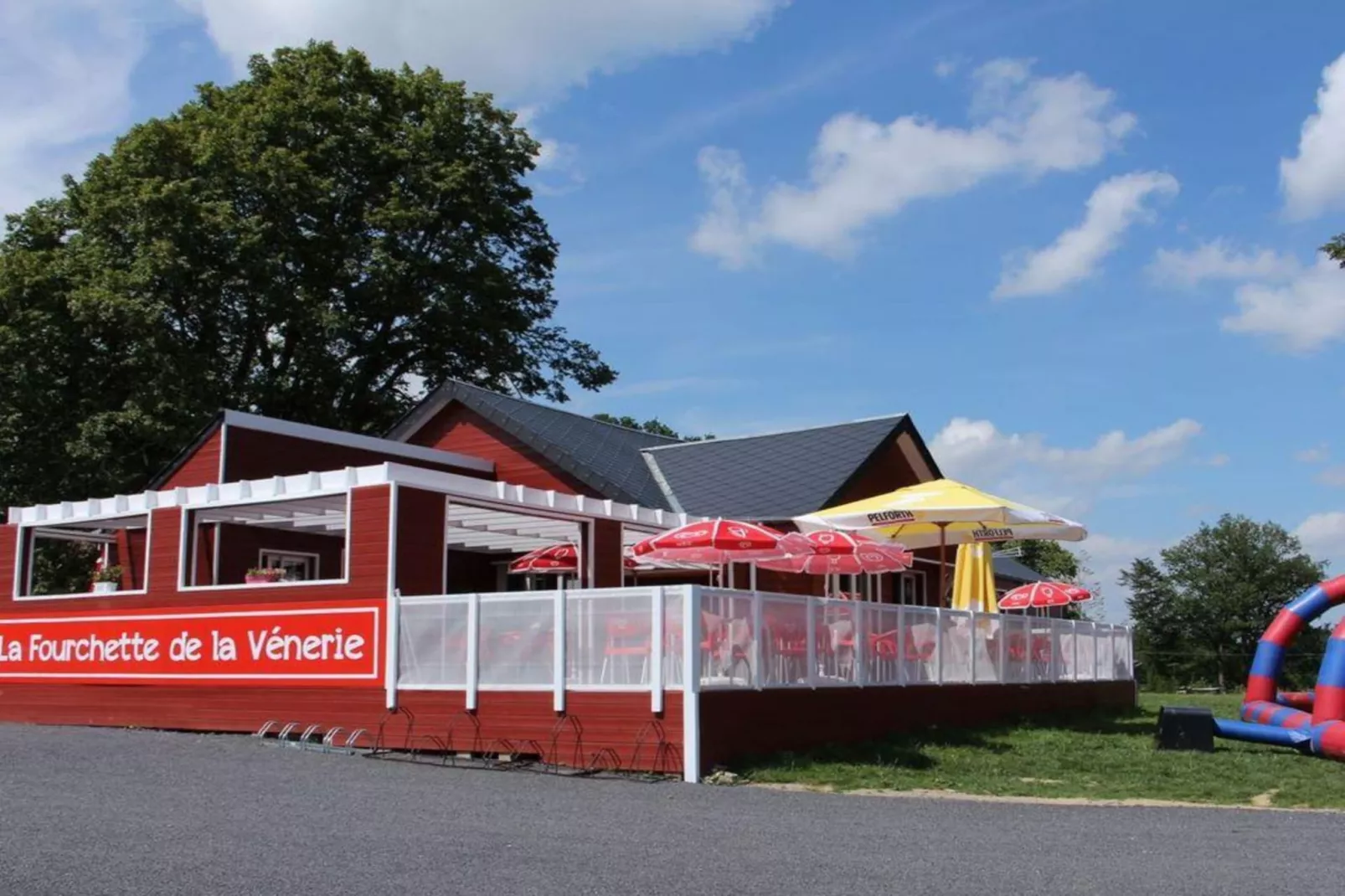 Holiday home for 8 peoples-Außenbereich Sommer