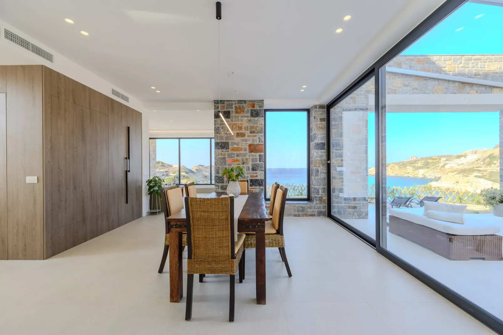 Theasea Luxury Residence-Dining room