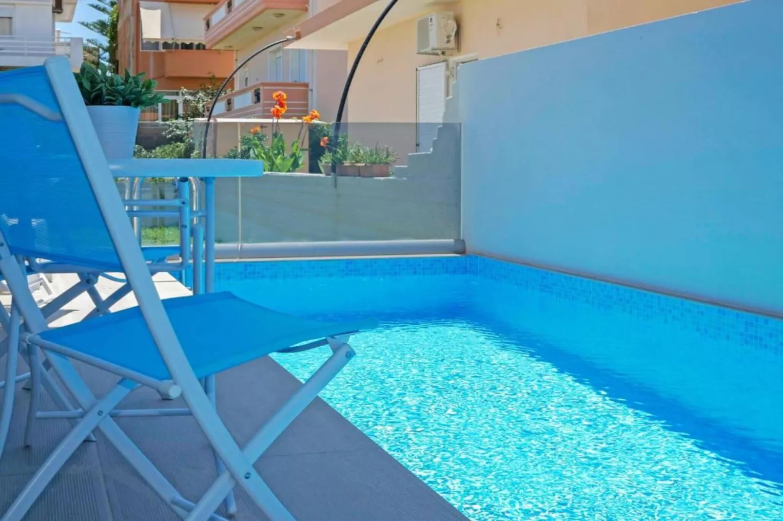 Sonja 1-Pool
