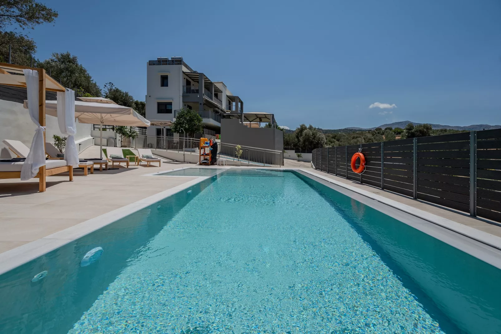3A's Family Luxury Villa-Pool