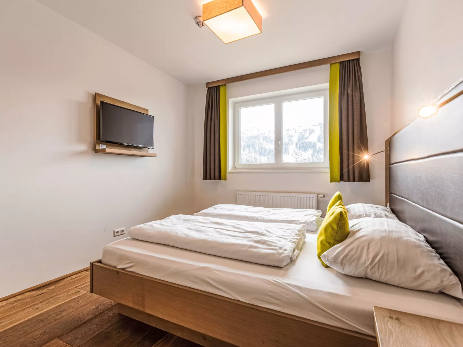 Mit 2 Schlafzimmern und Sauna-Inside