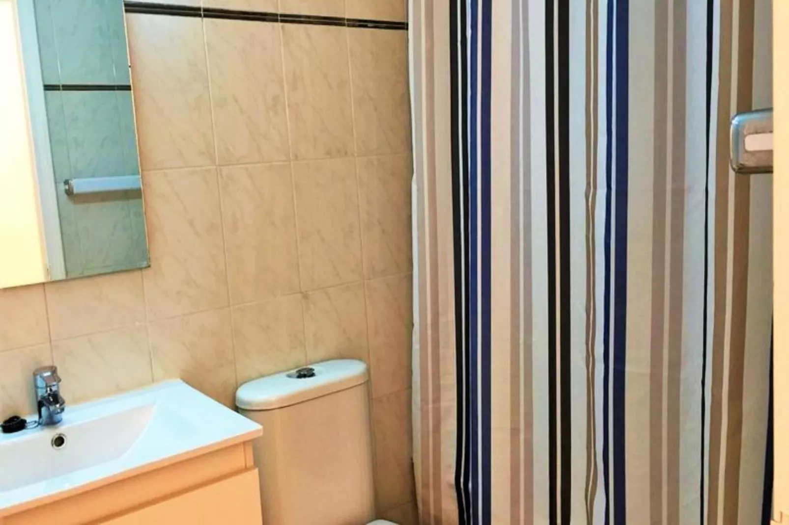 Maison à L'Estartit-Badezimmer
