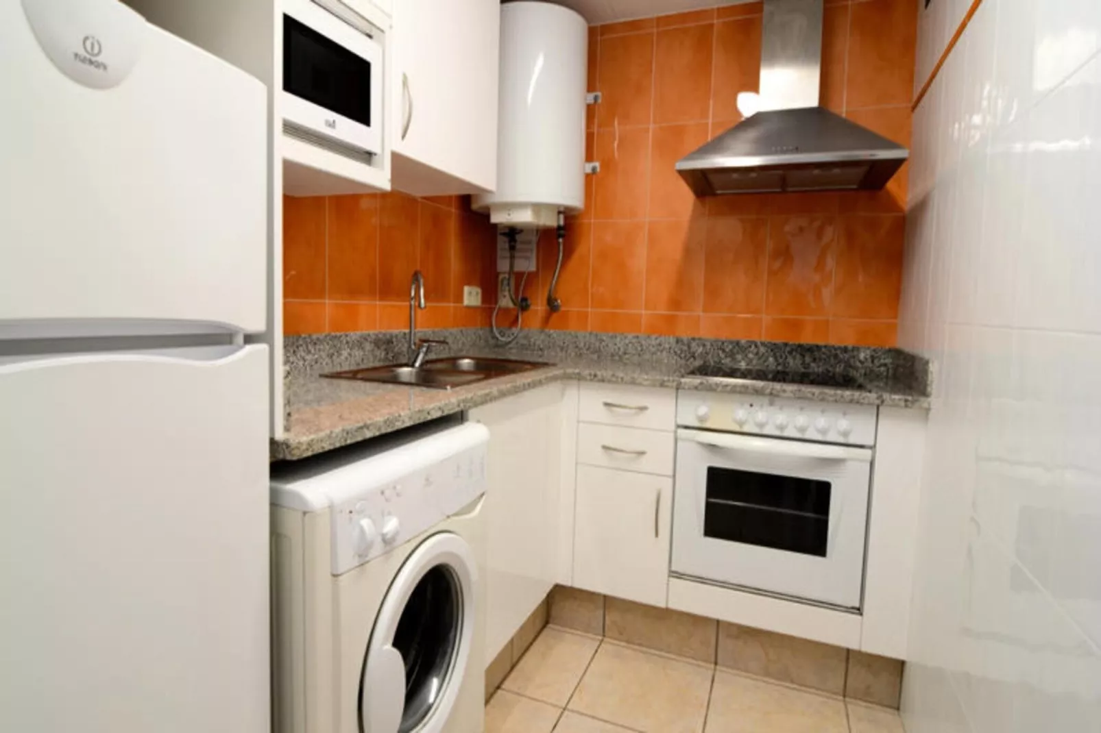 Appartements à L'Estartit-Außenbereich Sommer
