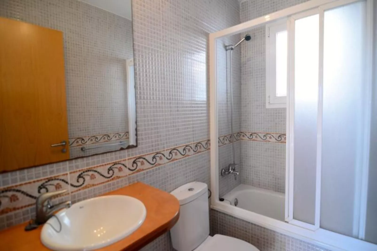 Appartements à L'Estartit-Außenbereich Sommer