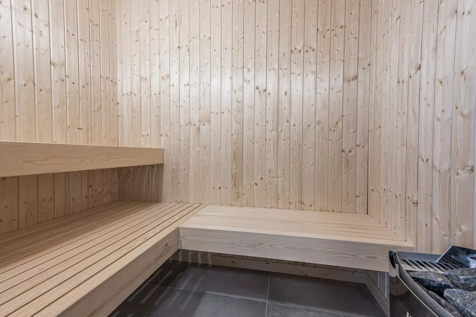Luxurioses Strandhaus in Henne -- By Traum Ferienwohnungen-Sauna