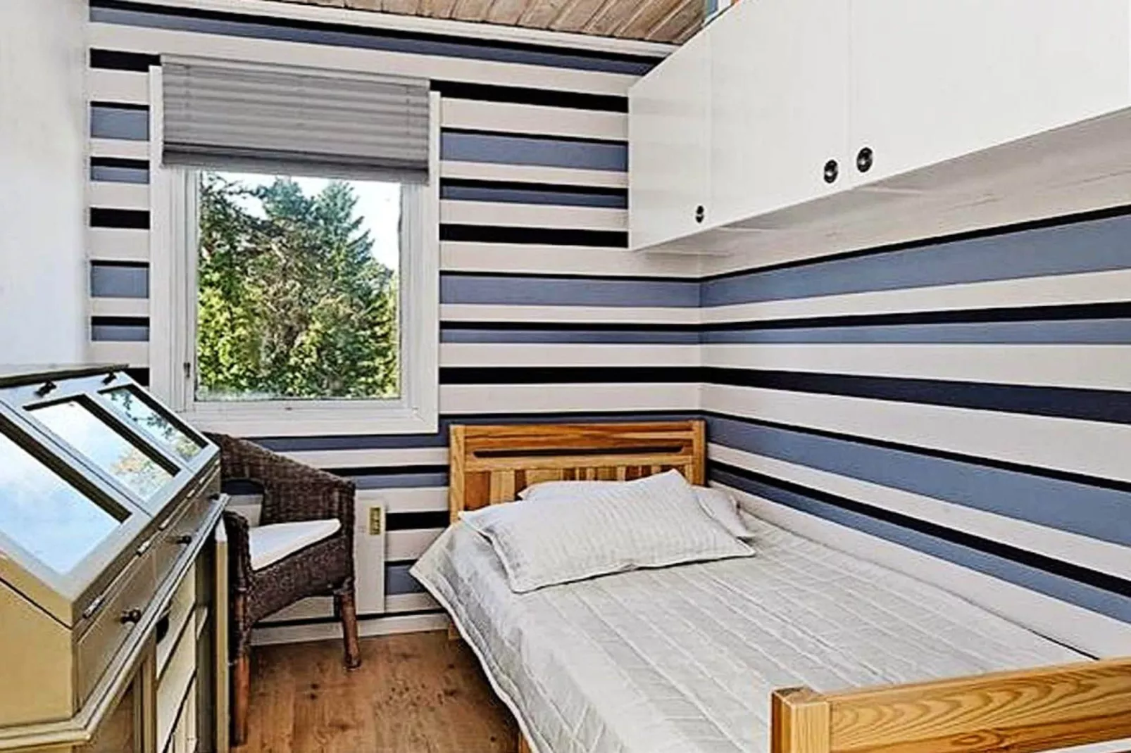 5 person holiday home in GRäDDö-Indoor