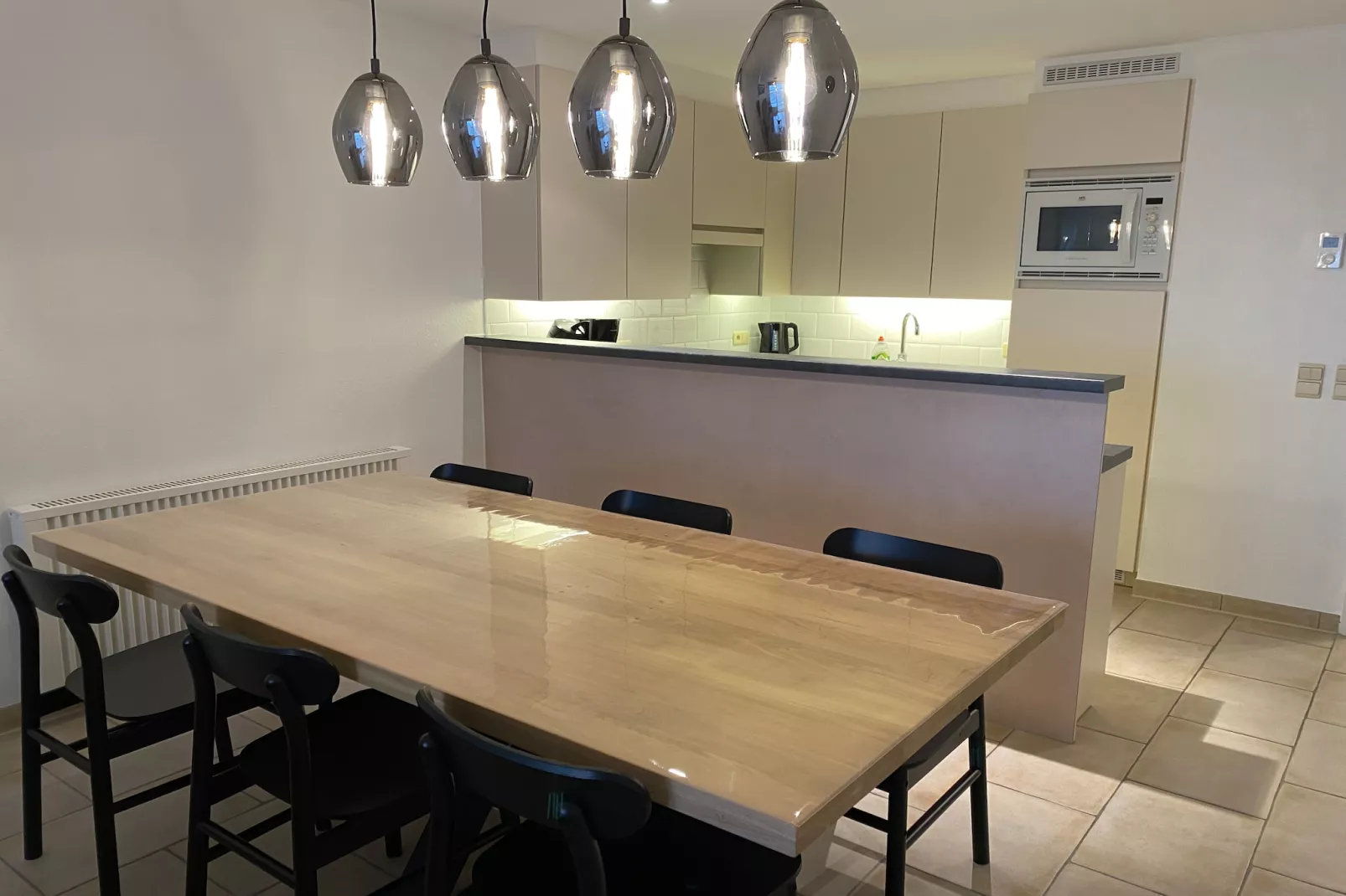 Lotus IV 0303-Dining room