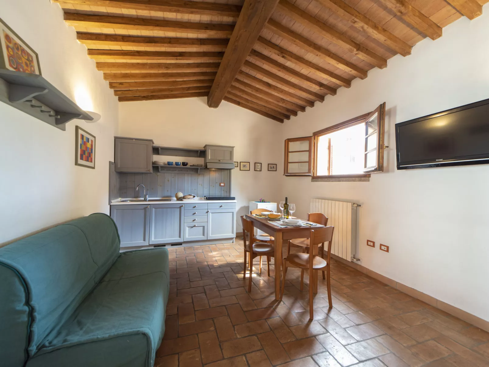 Borgo Patresi-Dedans