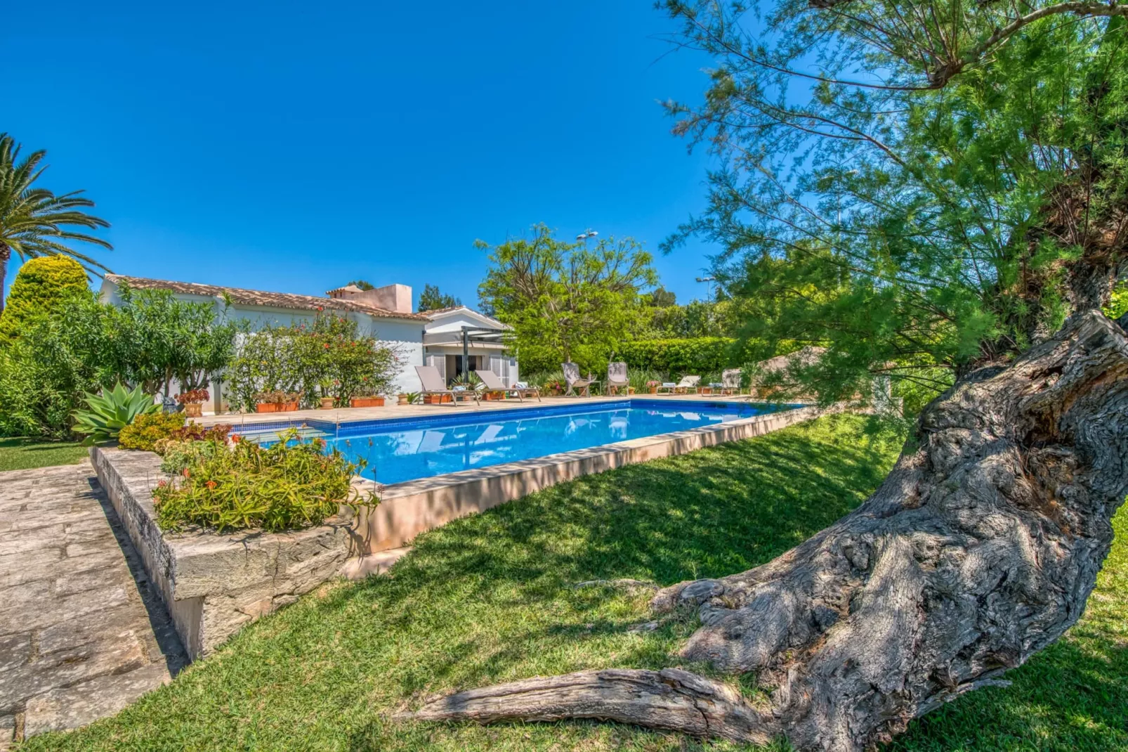 Villa Encantada-Exterior summer