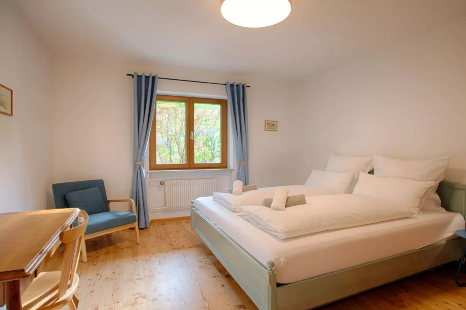 498211-Bedroom