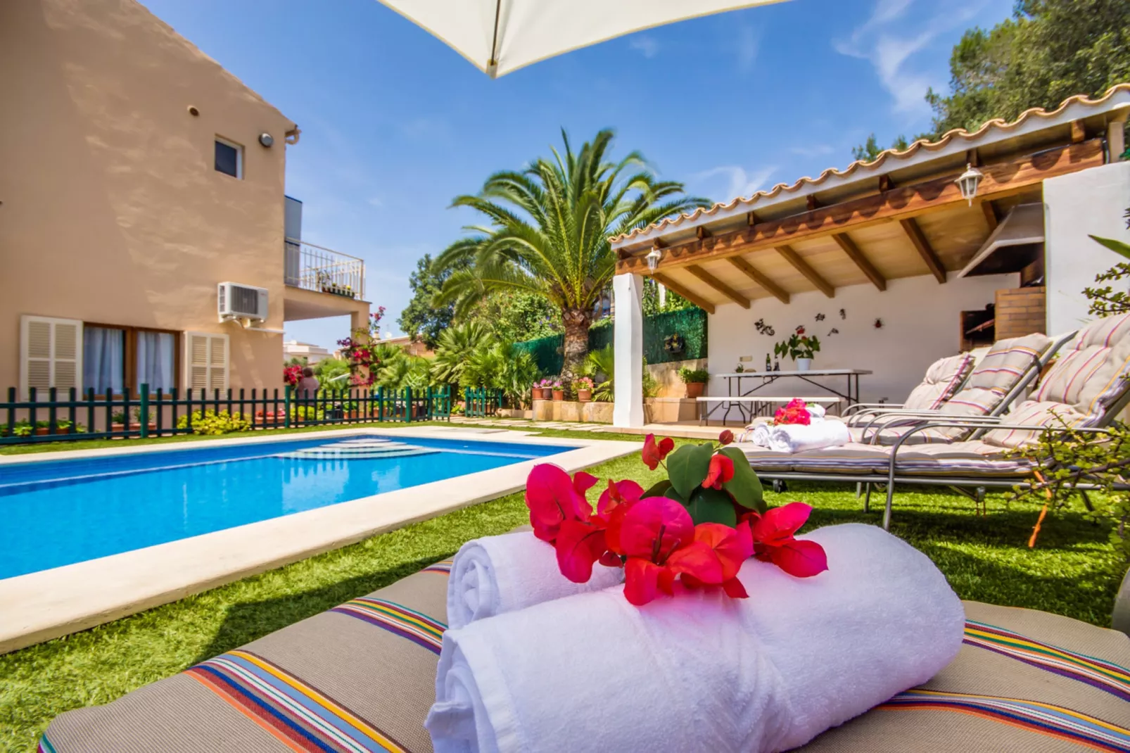 Amapola-Pool