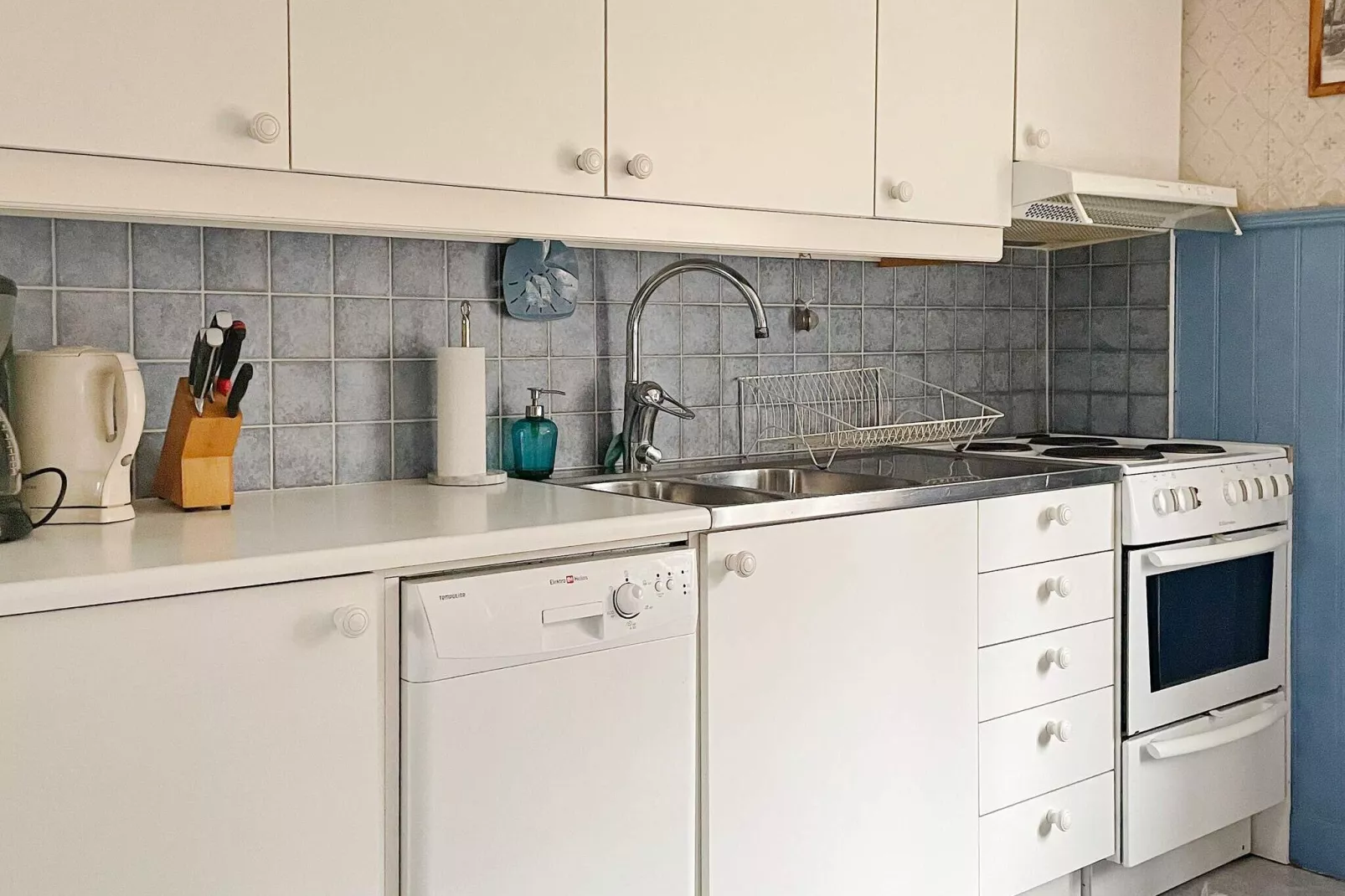 6 person holiday home in ULRICEHAMN-Indoor