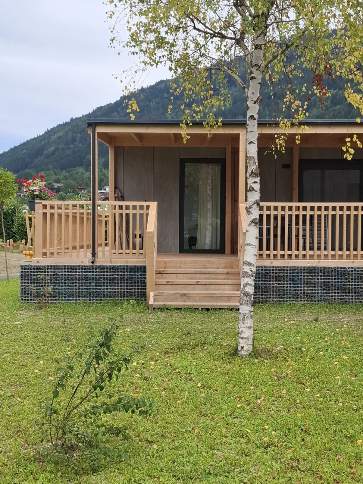 Enzian Hottub 4-Outside