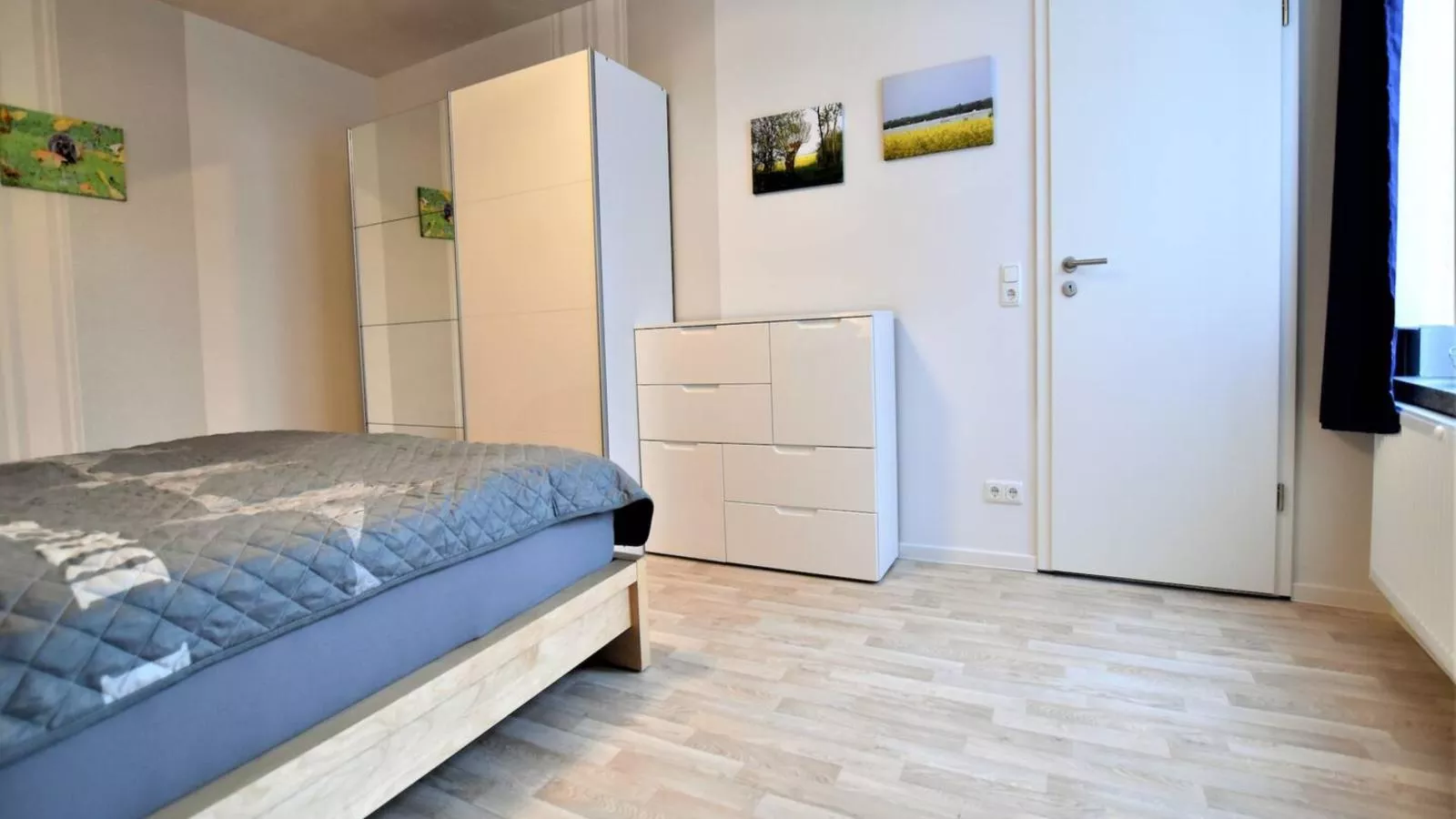 Hecht-Bedroom