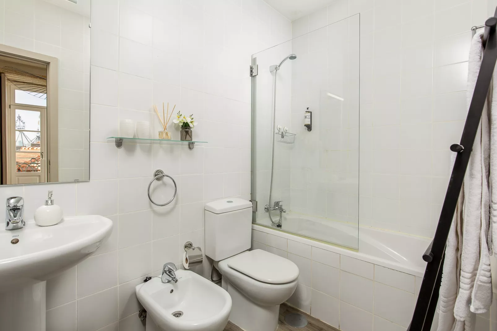 YOUROPO - Clérigos 2B-Bathroom