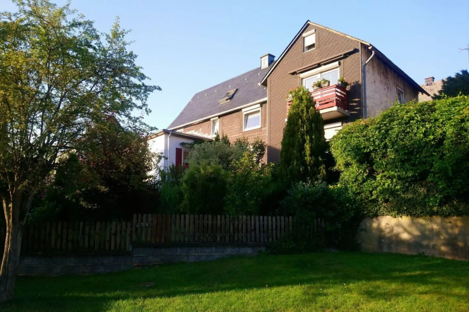 202645-Exterior summer