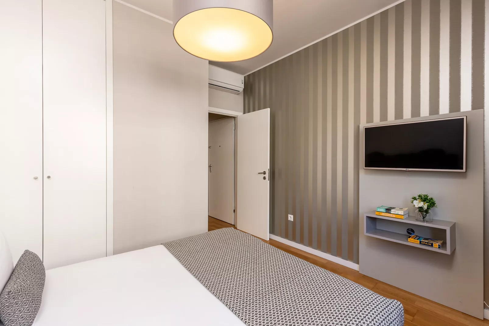YOUROPO - Clérigos 1A-Chambre