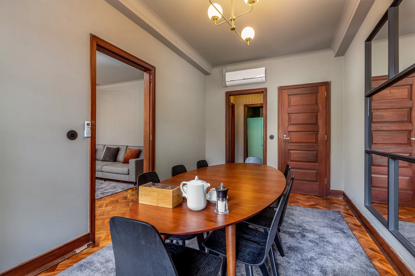 YOUROPO - Santa Catarina 1D-Dining room