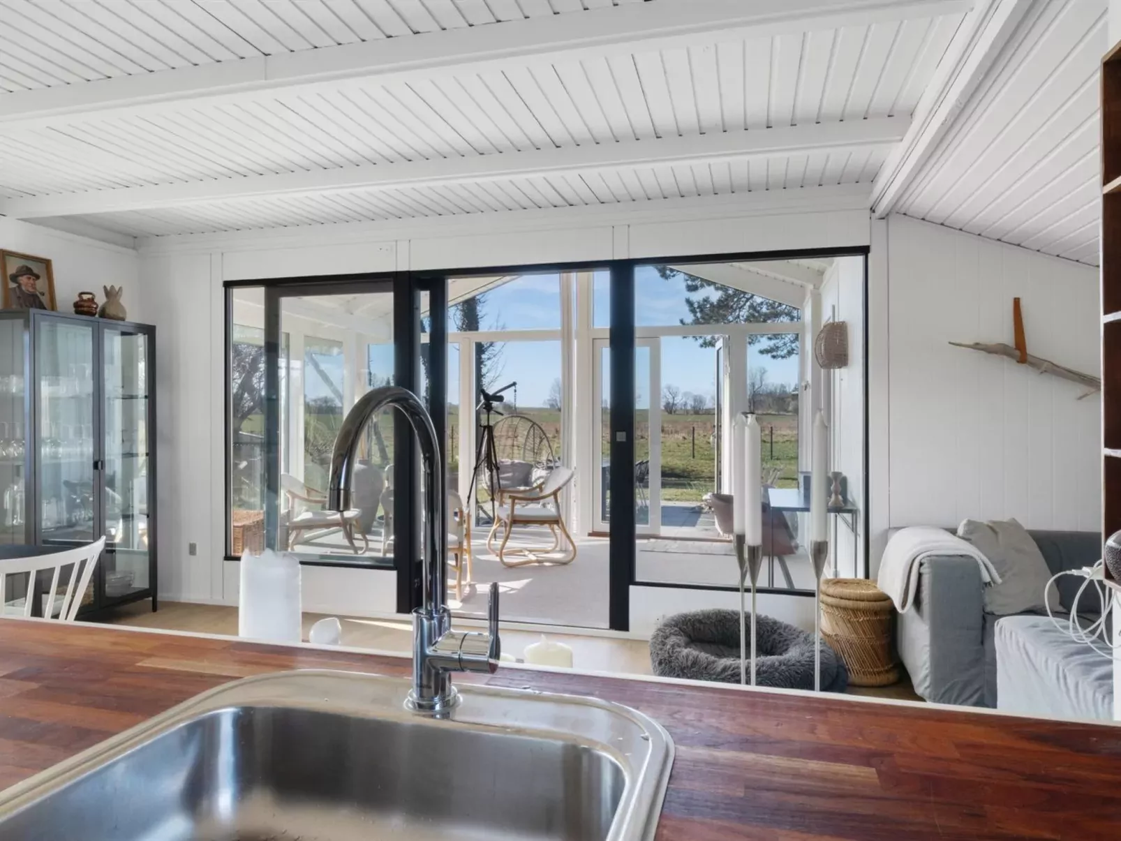 "Alvild" - 300m from the sea-Inside