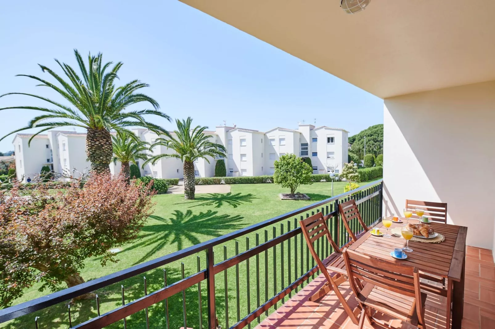 Costa Brava E-4-Terrassenbalkon