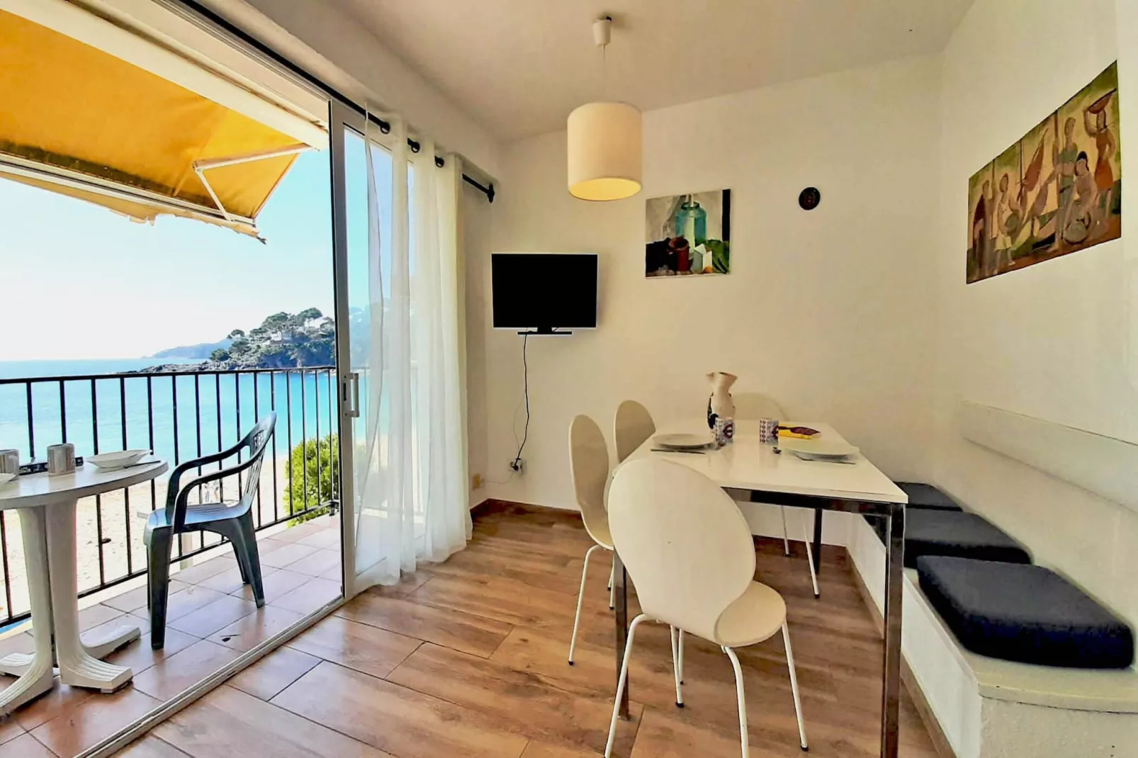 Bonet 2º-Dining room