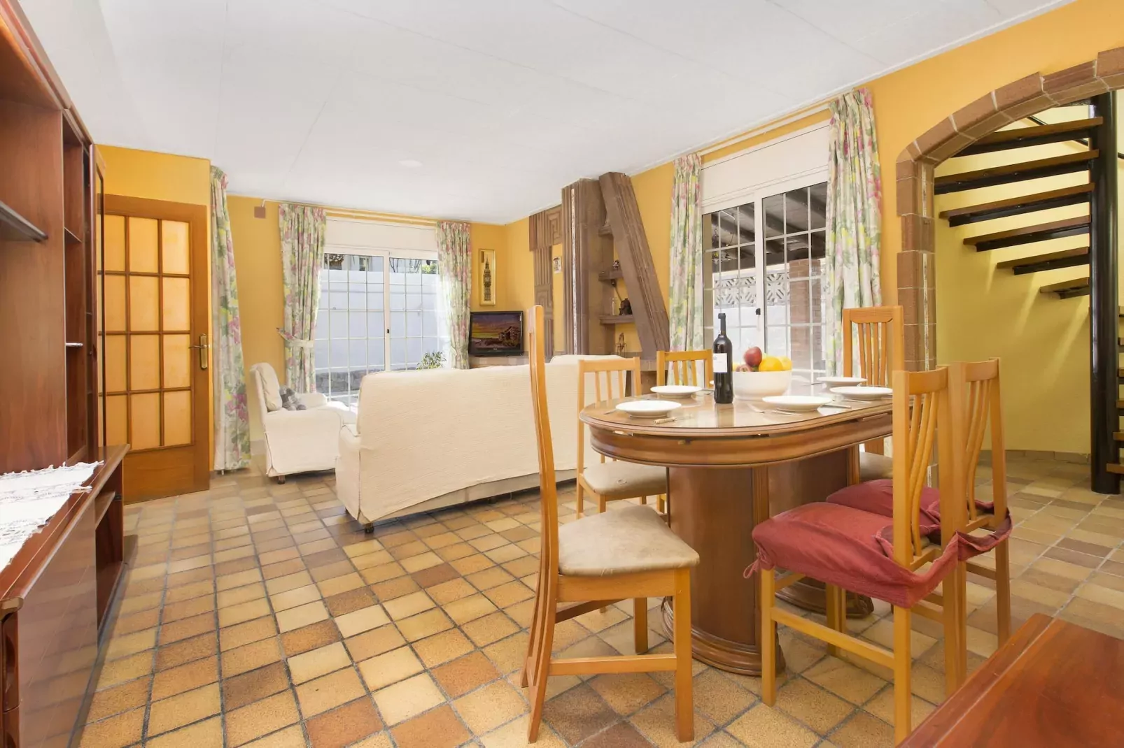 Del Pi-Dining room
