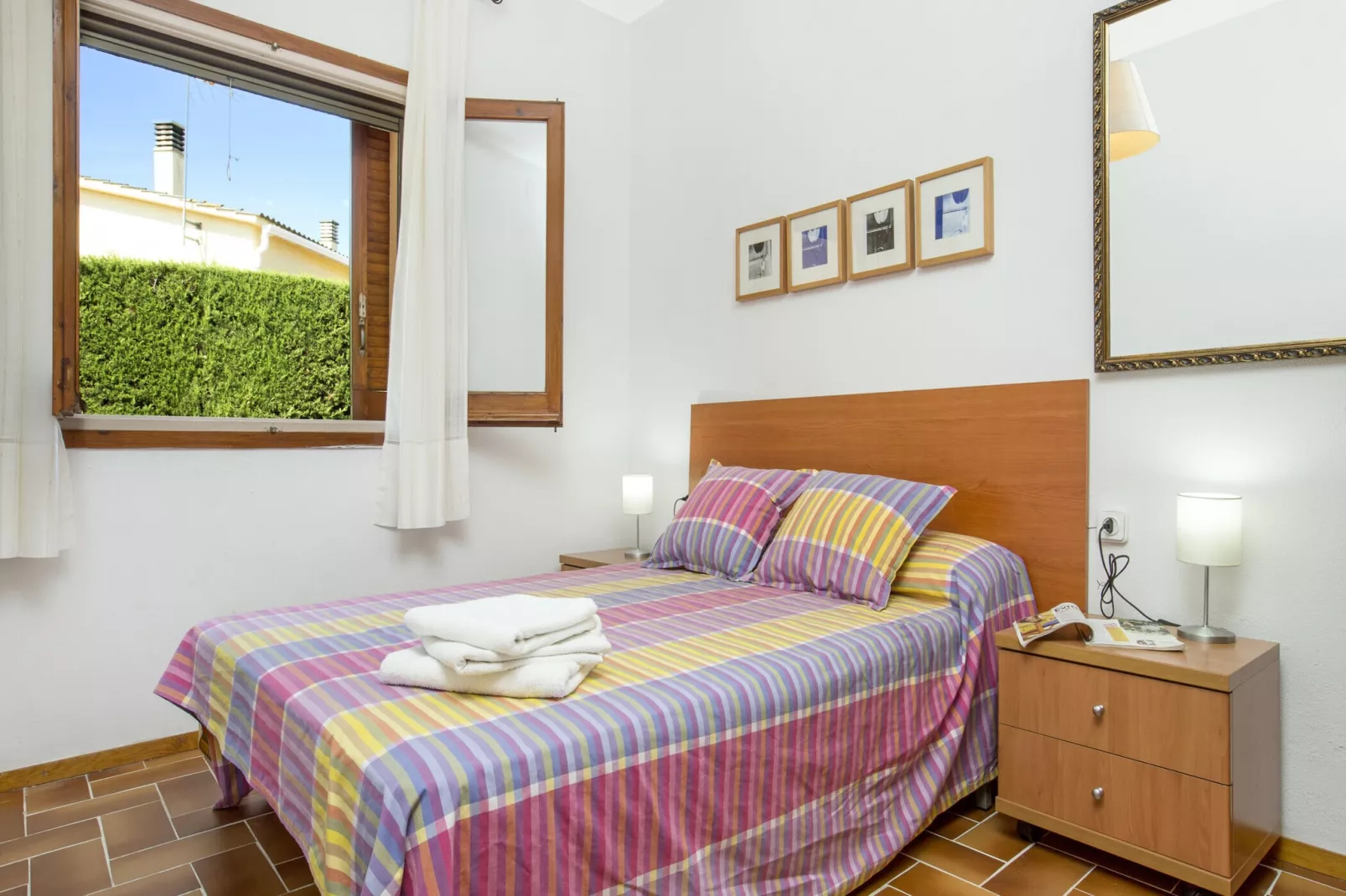 Cipresos 10pax-Bedroom