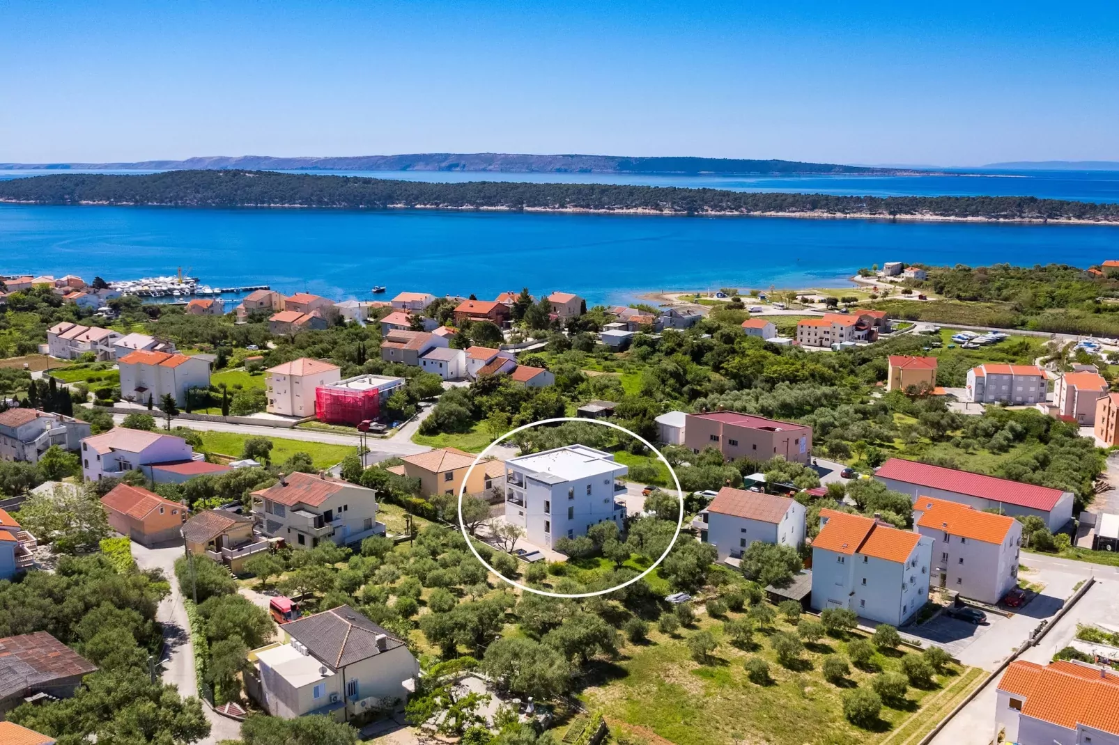 Max - Two Bedroom Apt with Balcony and Sea View-Outdoor