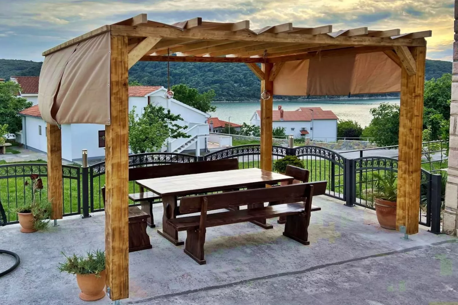 Apartment Emily 3-Terrasse