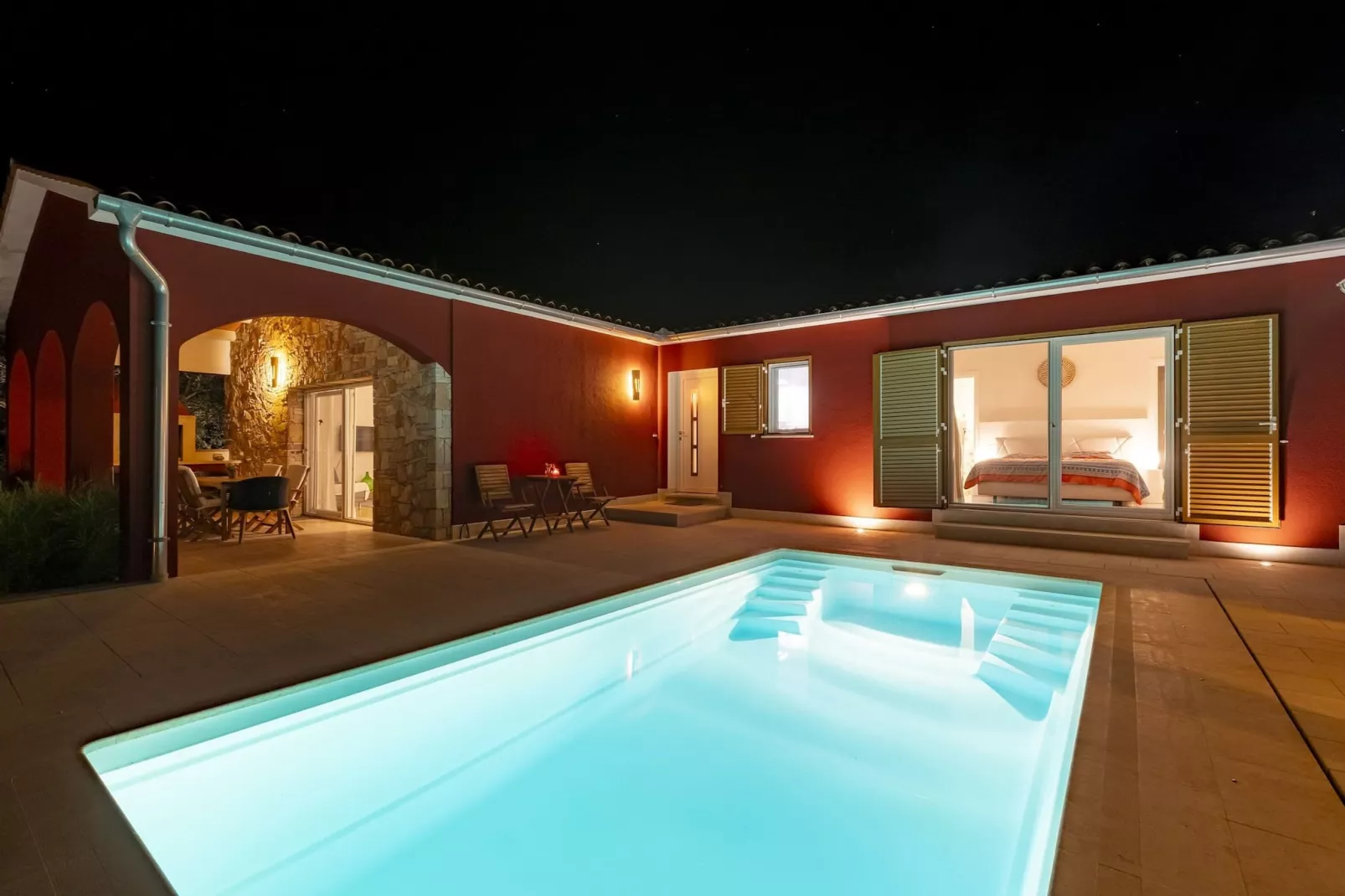 Red House Trget - Your Private Wellness-Schwimmbad