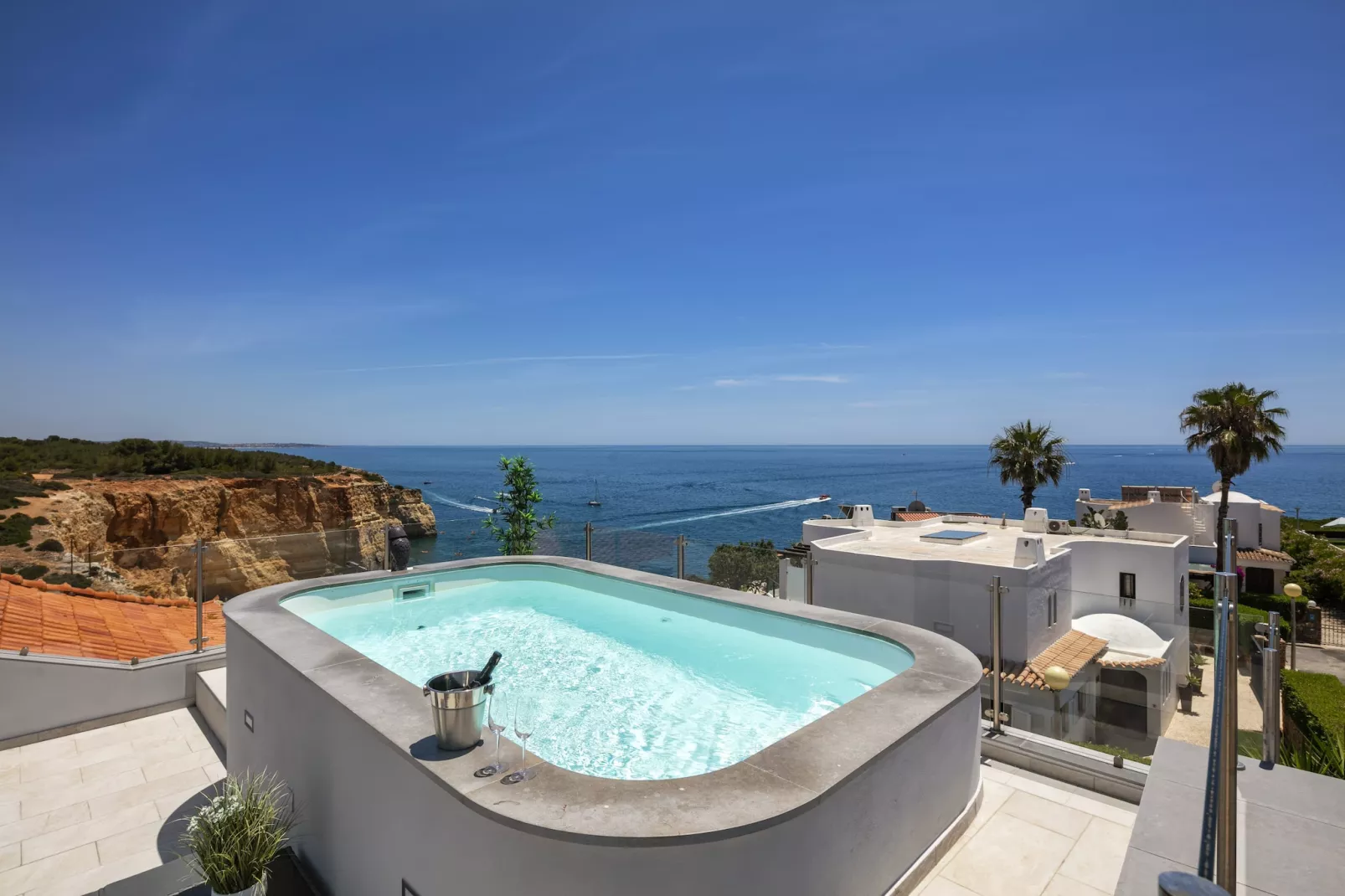 Casa Milhafre - Apartment overlooking Benagil Beac-Pool