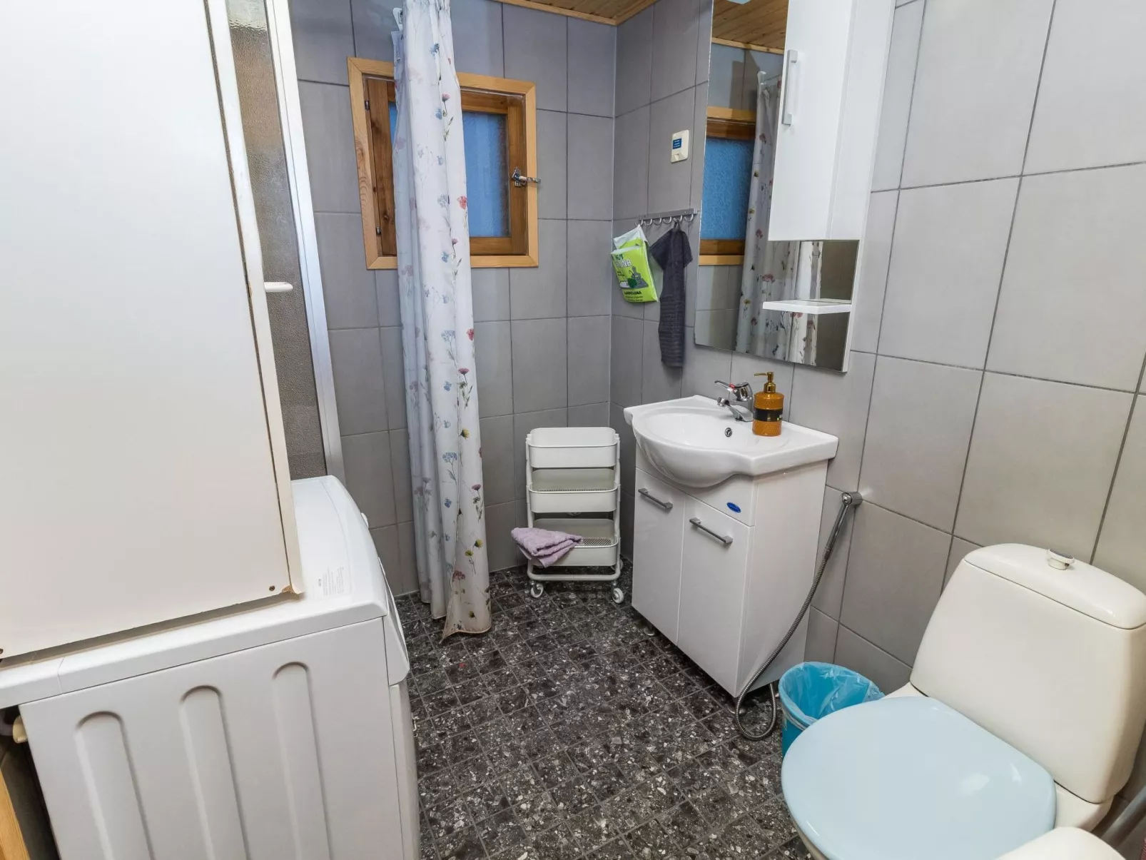 Kitkajoen lomatuvat ahven-Dedans