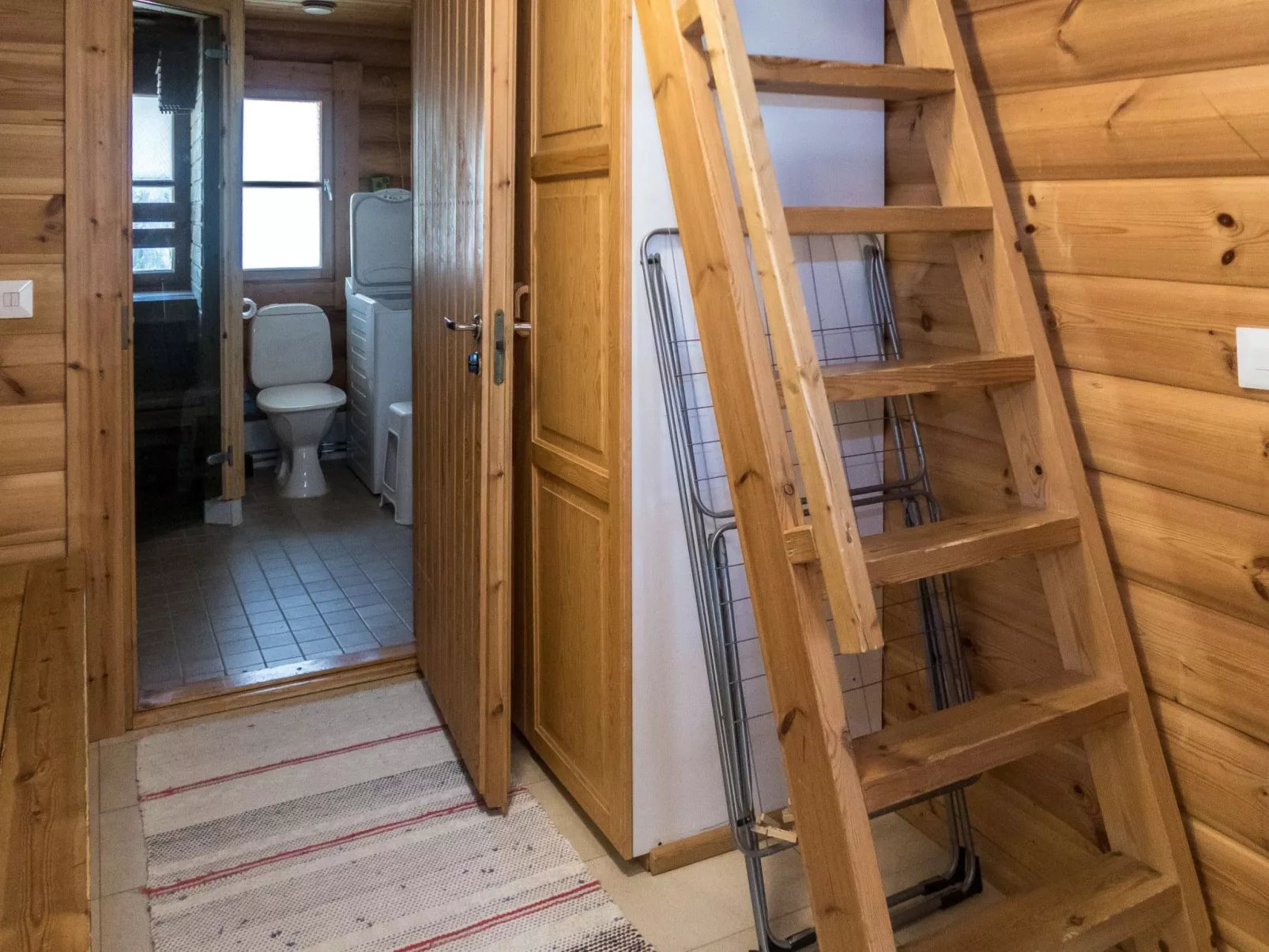 Ruka-kitkan kuukkeli-Inside