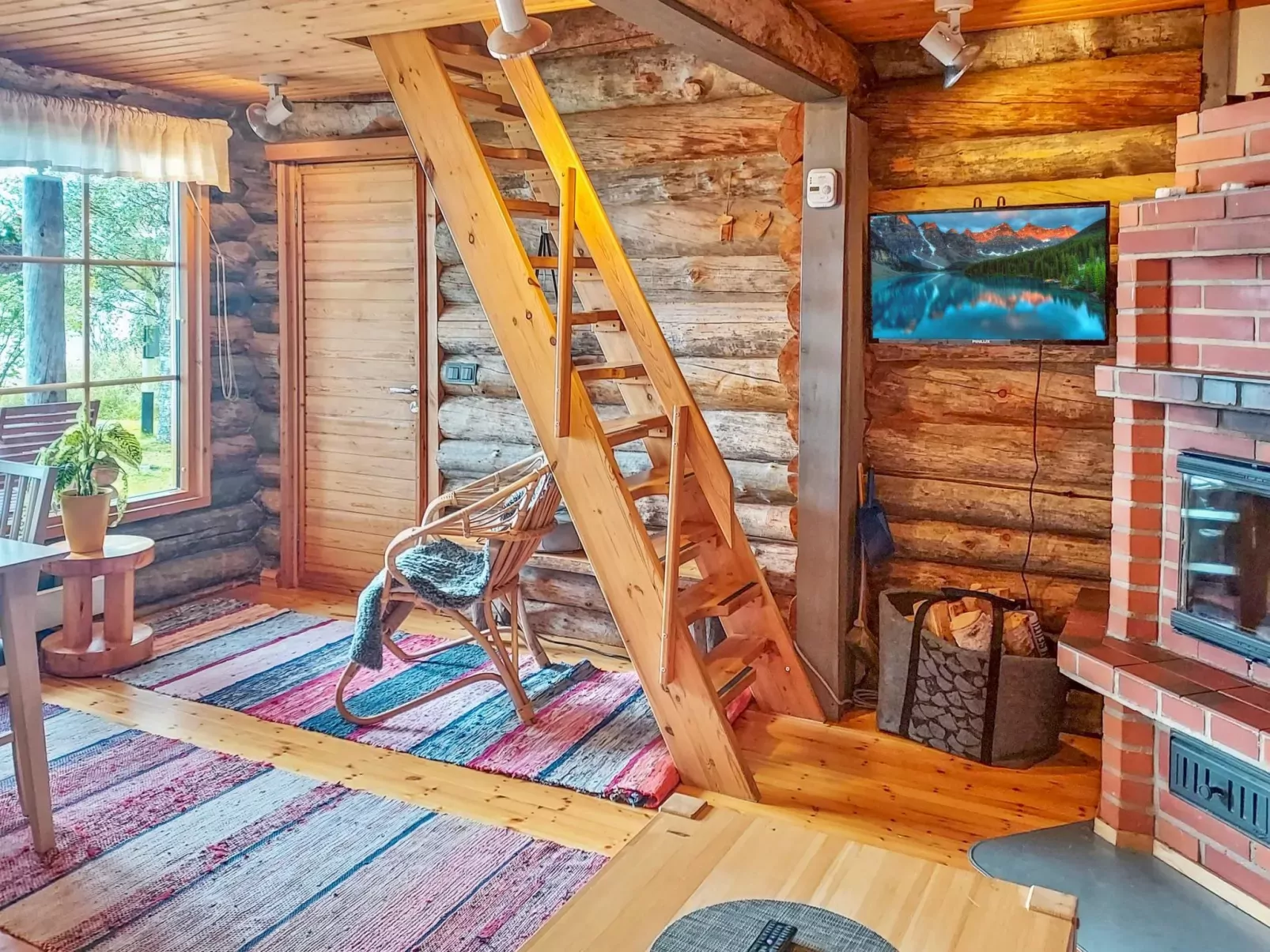 Alakitkajärvi, takkusalmi-Draußen