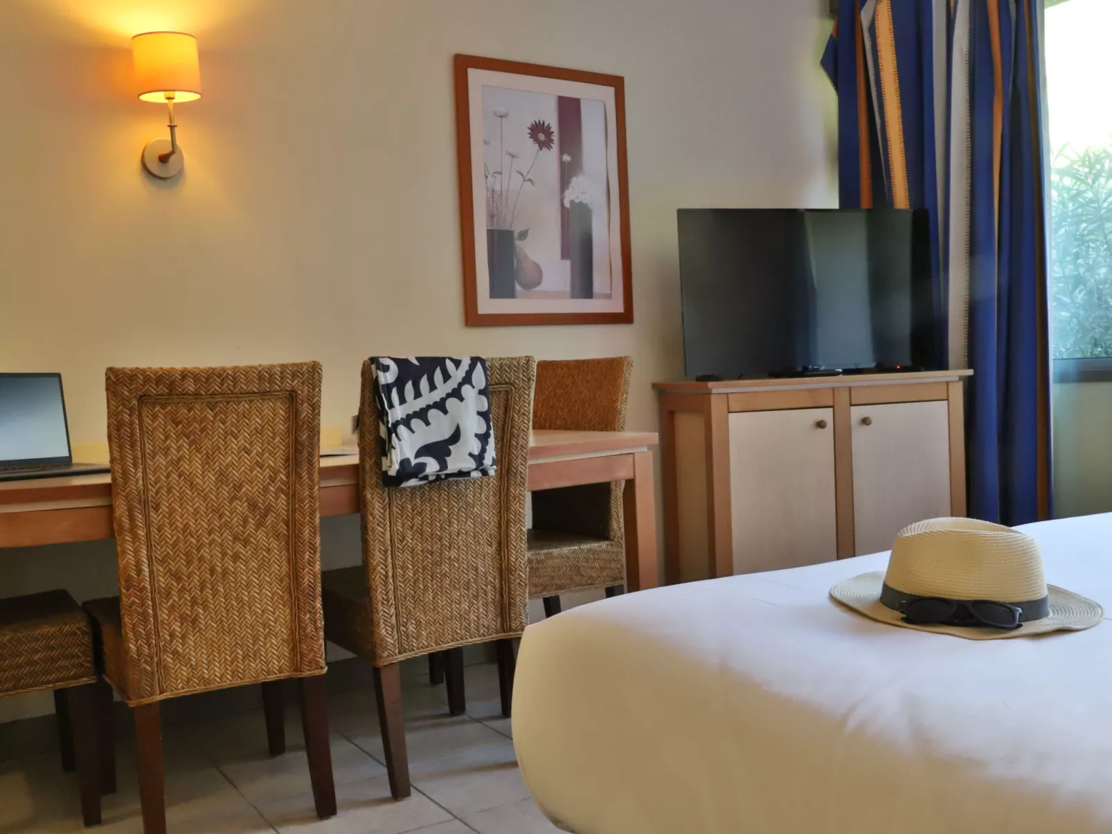 Le Vallon-Inside
