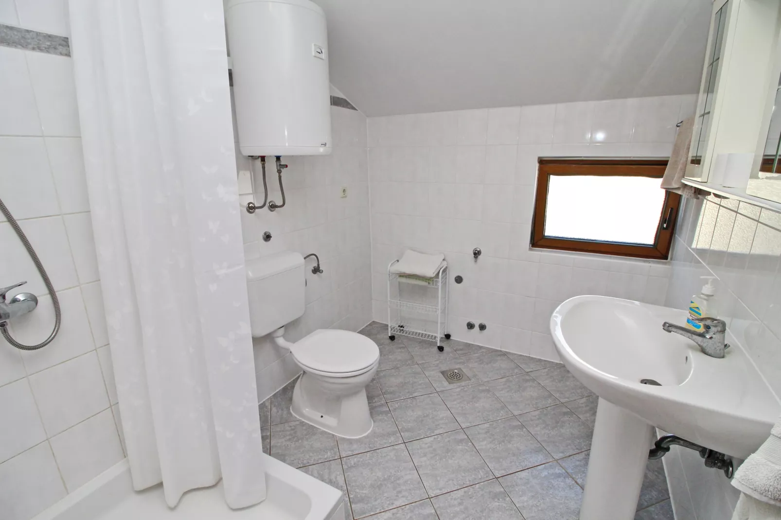 Apartments Marković Orebić- One Bedroom Apartment with Terrace and Sea View (A3)-Bathroom