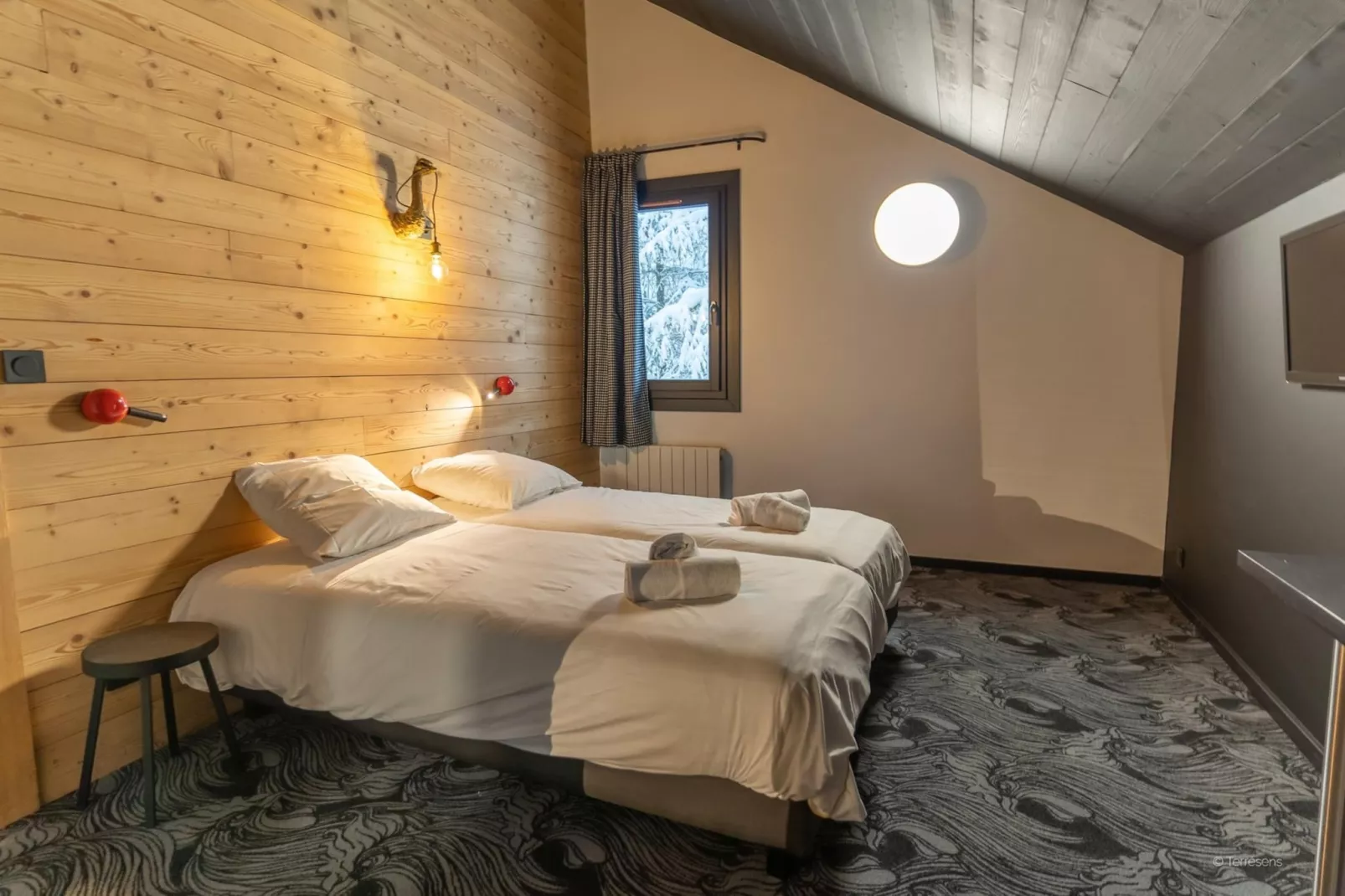 Le Cristal Lodge-RQ4S-Bedroom