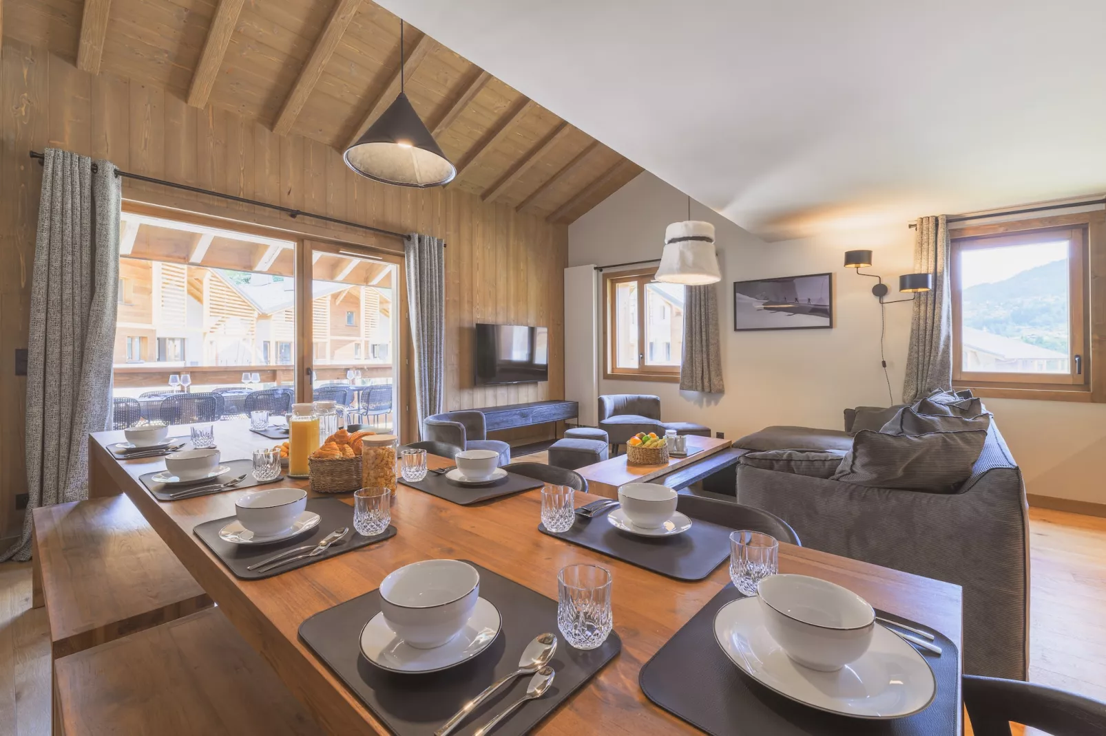 MEGEVE L’Eclat des Vériaz-A42S-Dining room