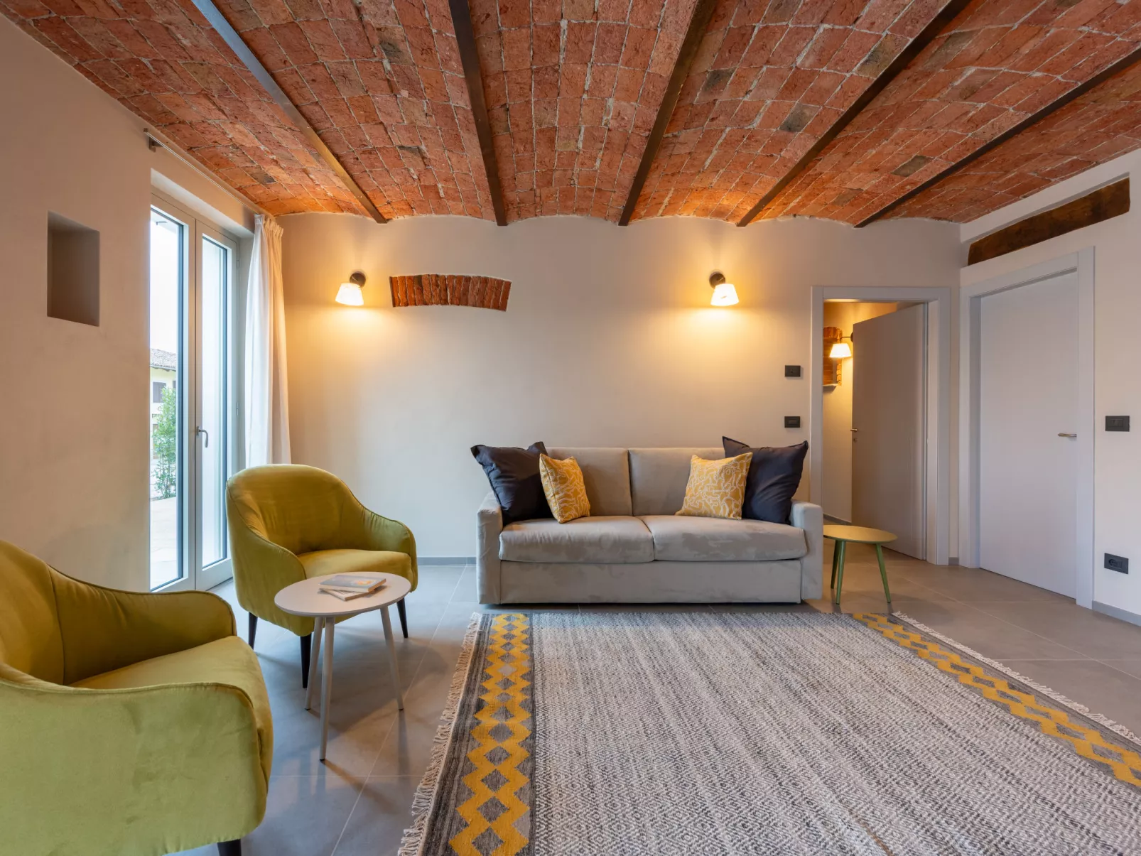 Cascina Luscai-Inside