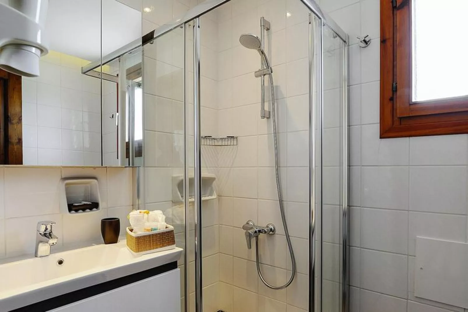 Holiday homes Trikorfo Beach, Gerakini-Panorama Senior, pax 2-6-Salle de bain