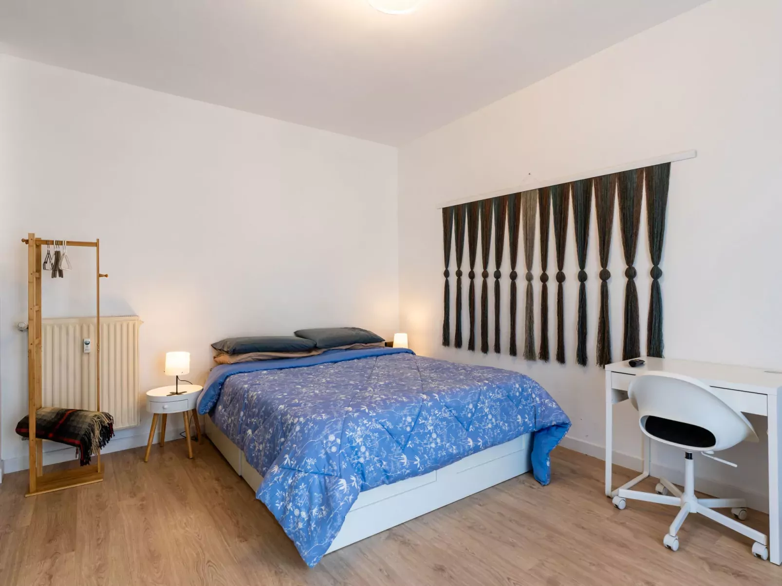 Modern Studio Nest-Inside