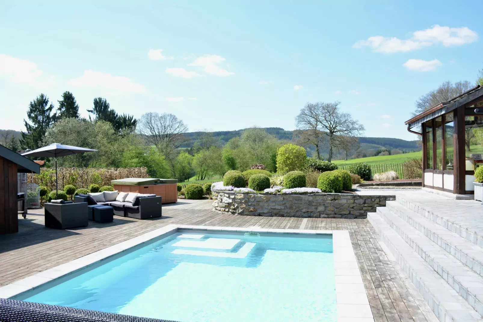 Spineux-Piscine