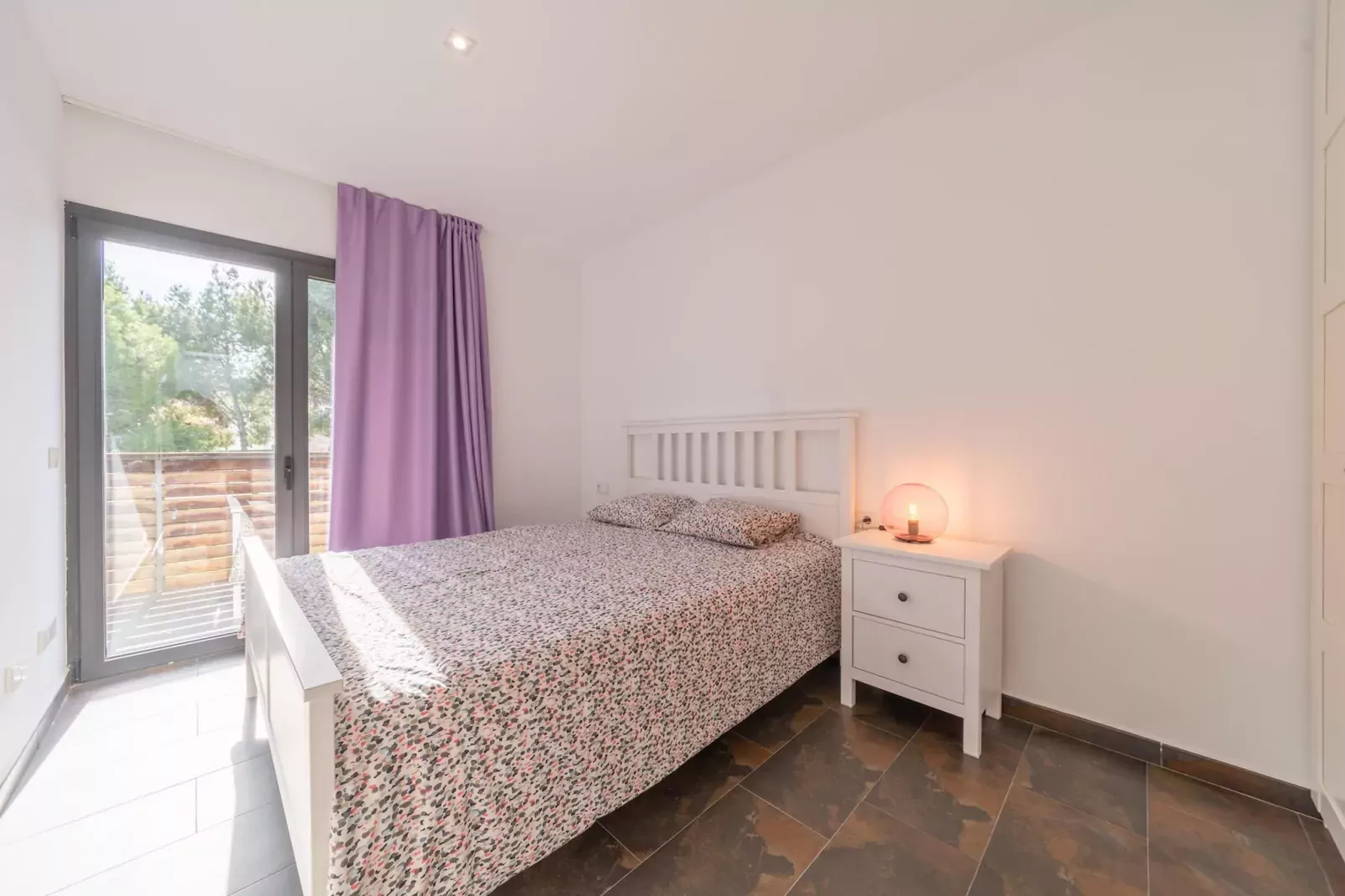 Janet-Bedroom