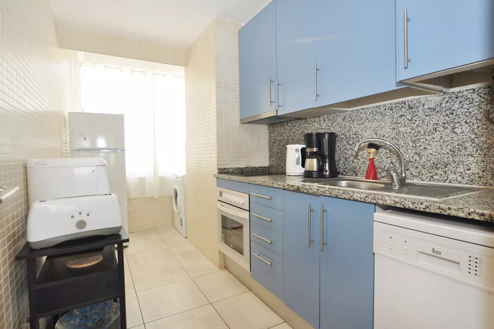 1174 BARRI PESCADORS 50m Playa-Kitchen