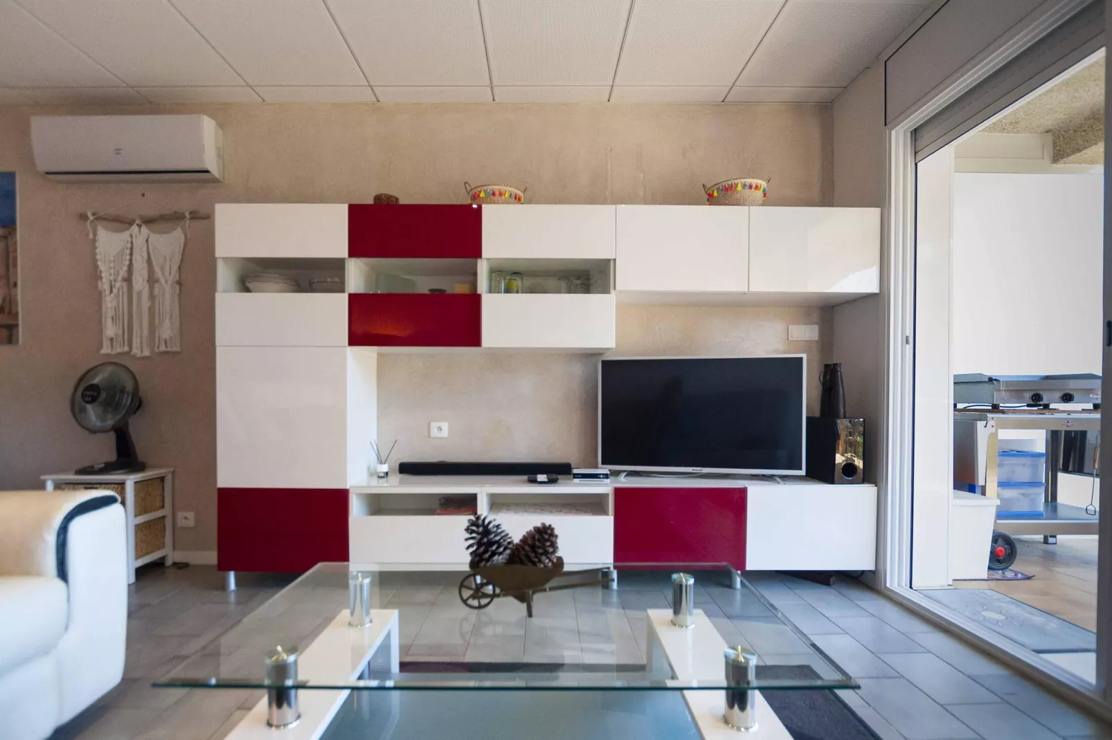 1233 VILA NEUS con piscina-Living room