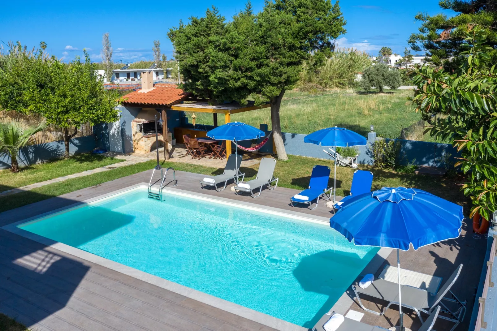 Spyros Villa Apartment 1-Piscine